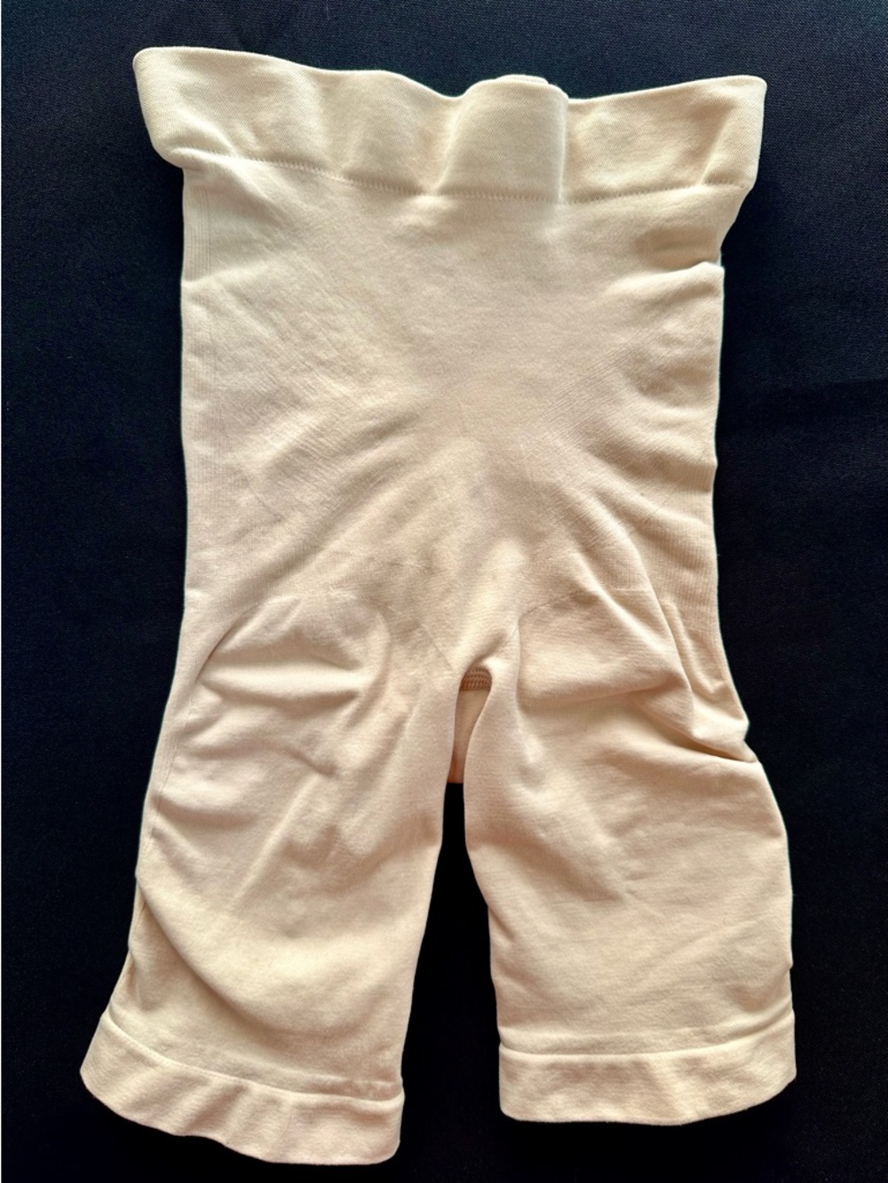 Skims Sculpting Shorts XS Nude Seamless Shapewear